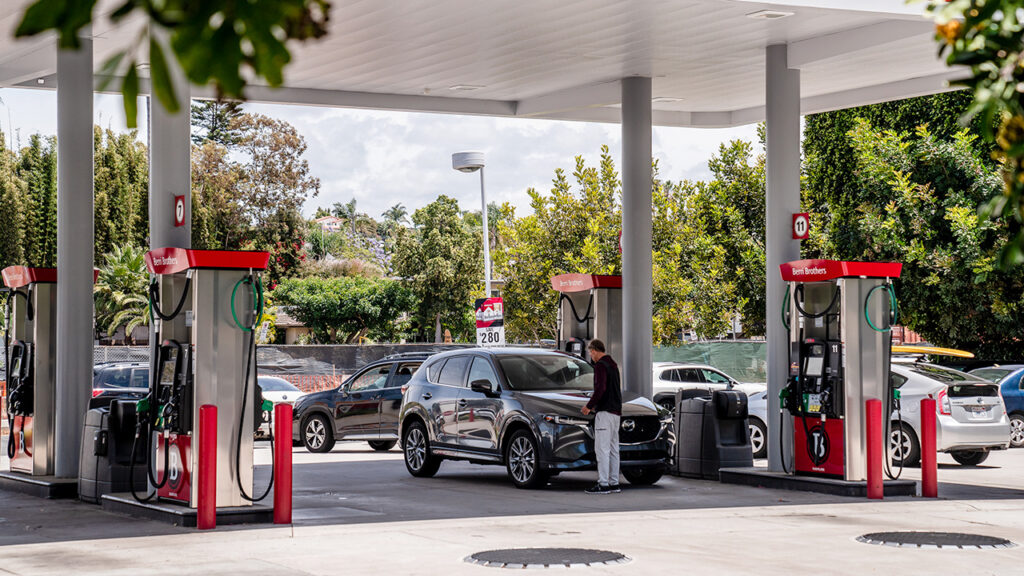 Drivers refuel vehicles at a Berri Brothers gas station in Encinitas, California, US, on Monday, May 4, 2026 The national unleaded average gasoline price